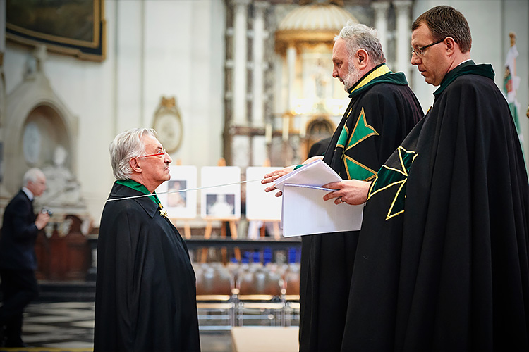 Adoubement d'un Chevalier de Saint-Lazare par le Grand Maître